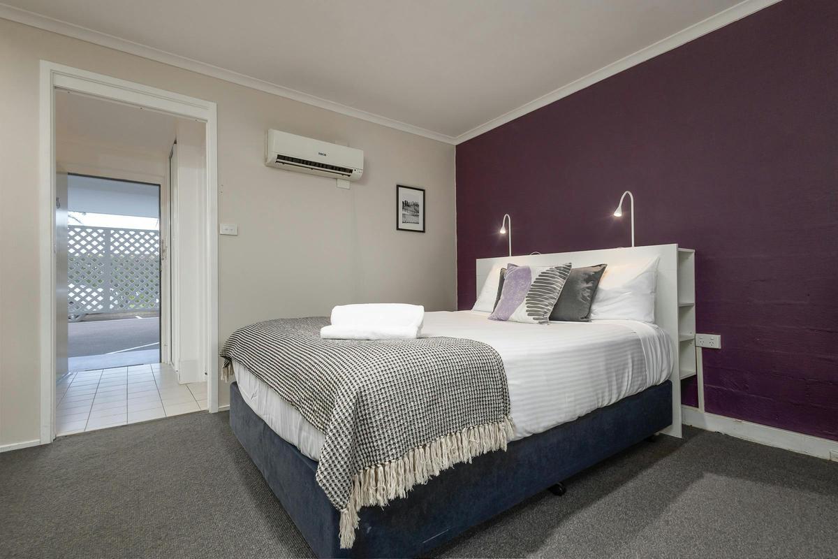 Executive Twin Disabled