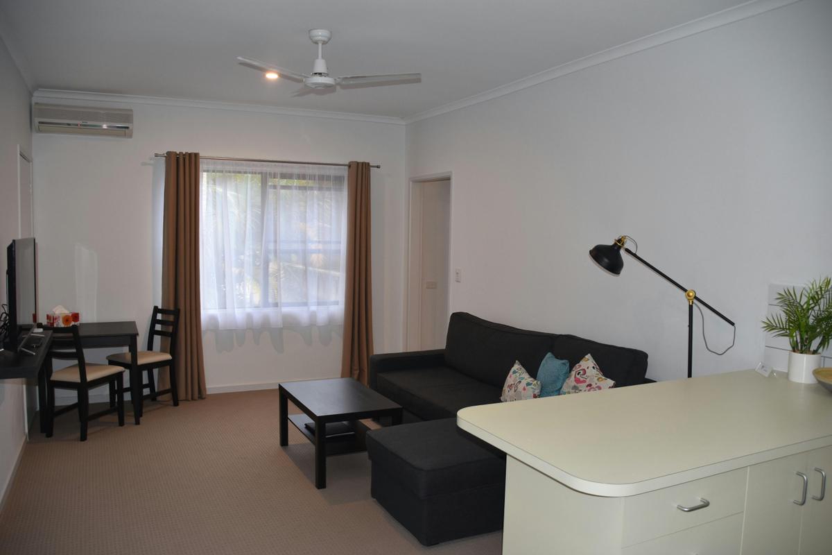 Executive Suite - Living Room