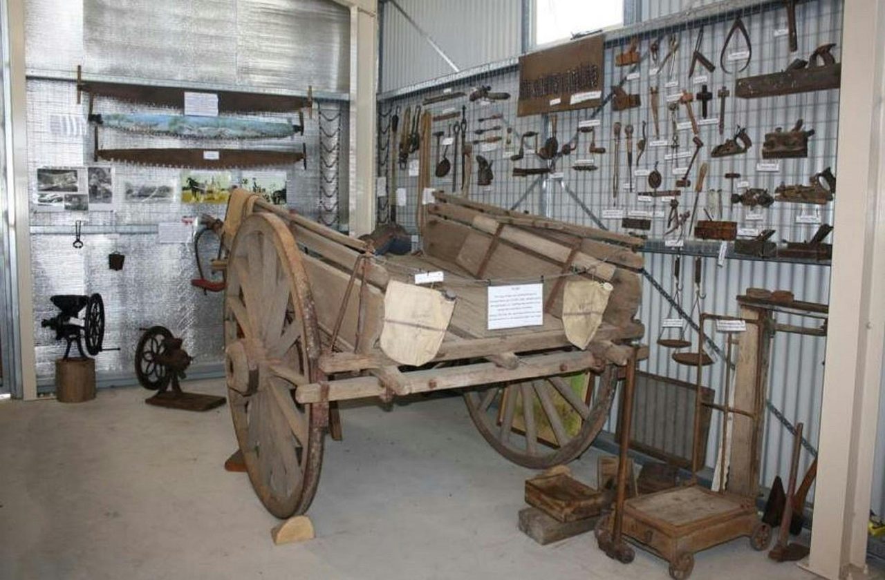 Exhibition piece
