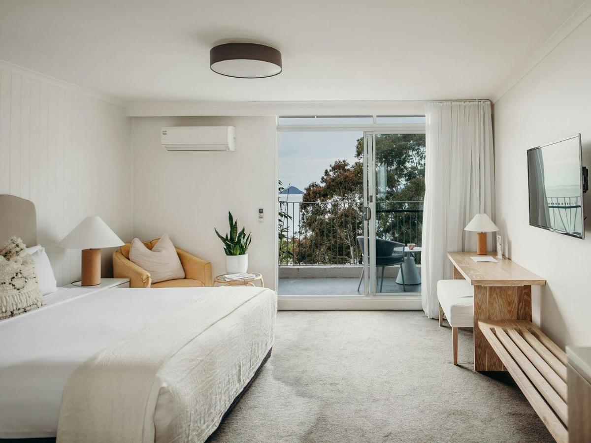 Ocean view room Bannisters Port Stephens