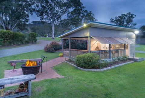 Barrington Riverside Cottage