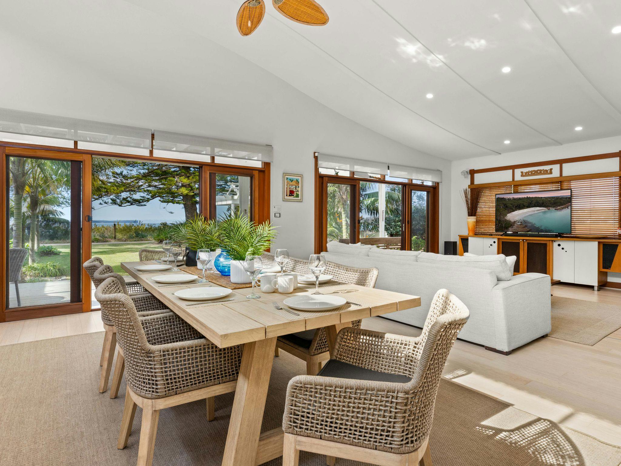 Bali Beach House by Experience Jervis Bay