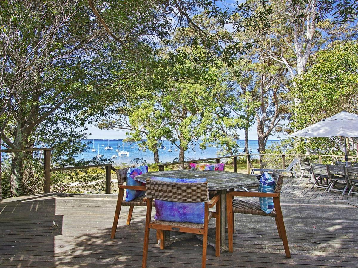 BBQ, Outdoor dining seating, Views, Views - Bay, Views - ocean, Views - water