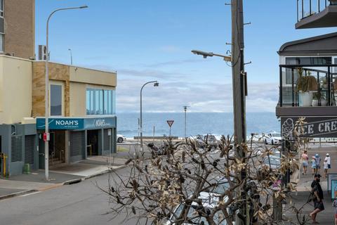 Beach City Apartment