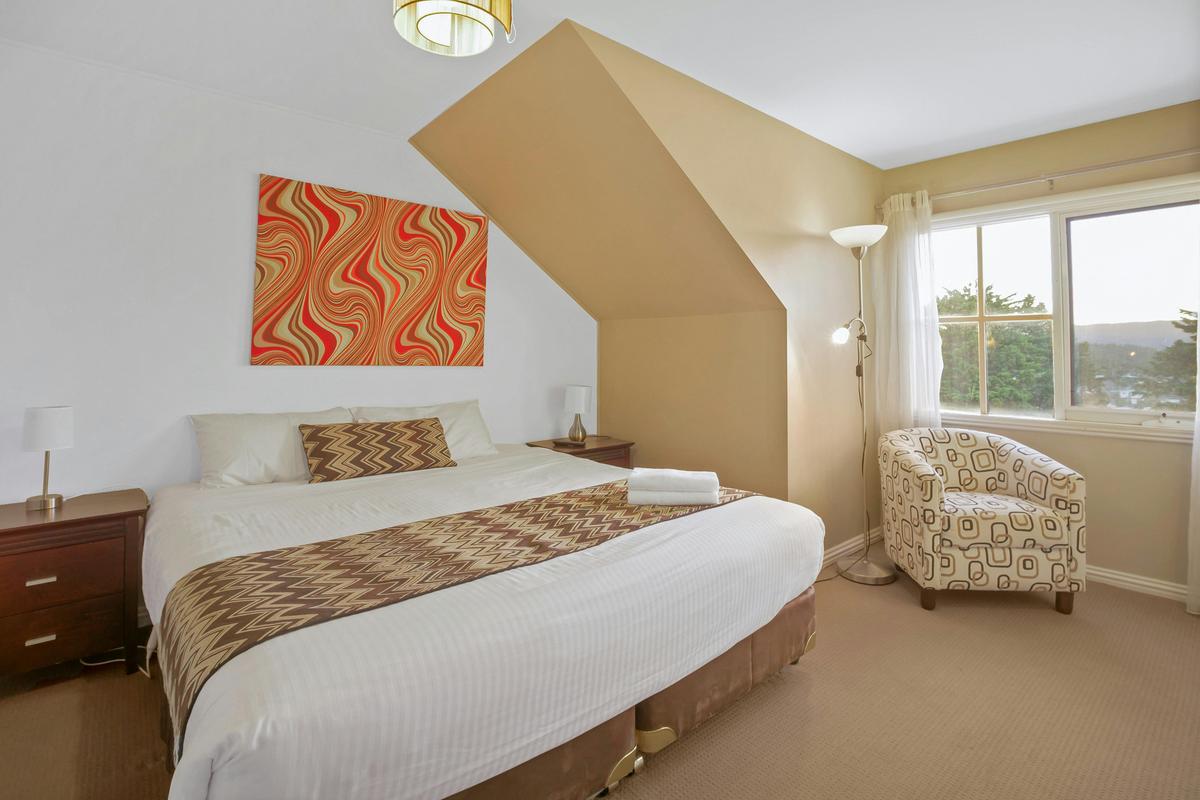 King Bedroom