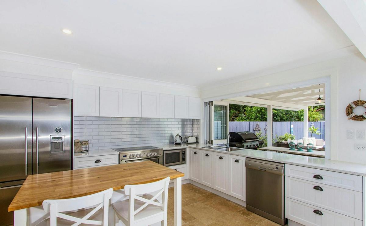 Dining & Kitchen