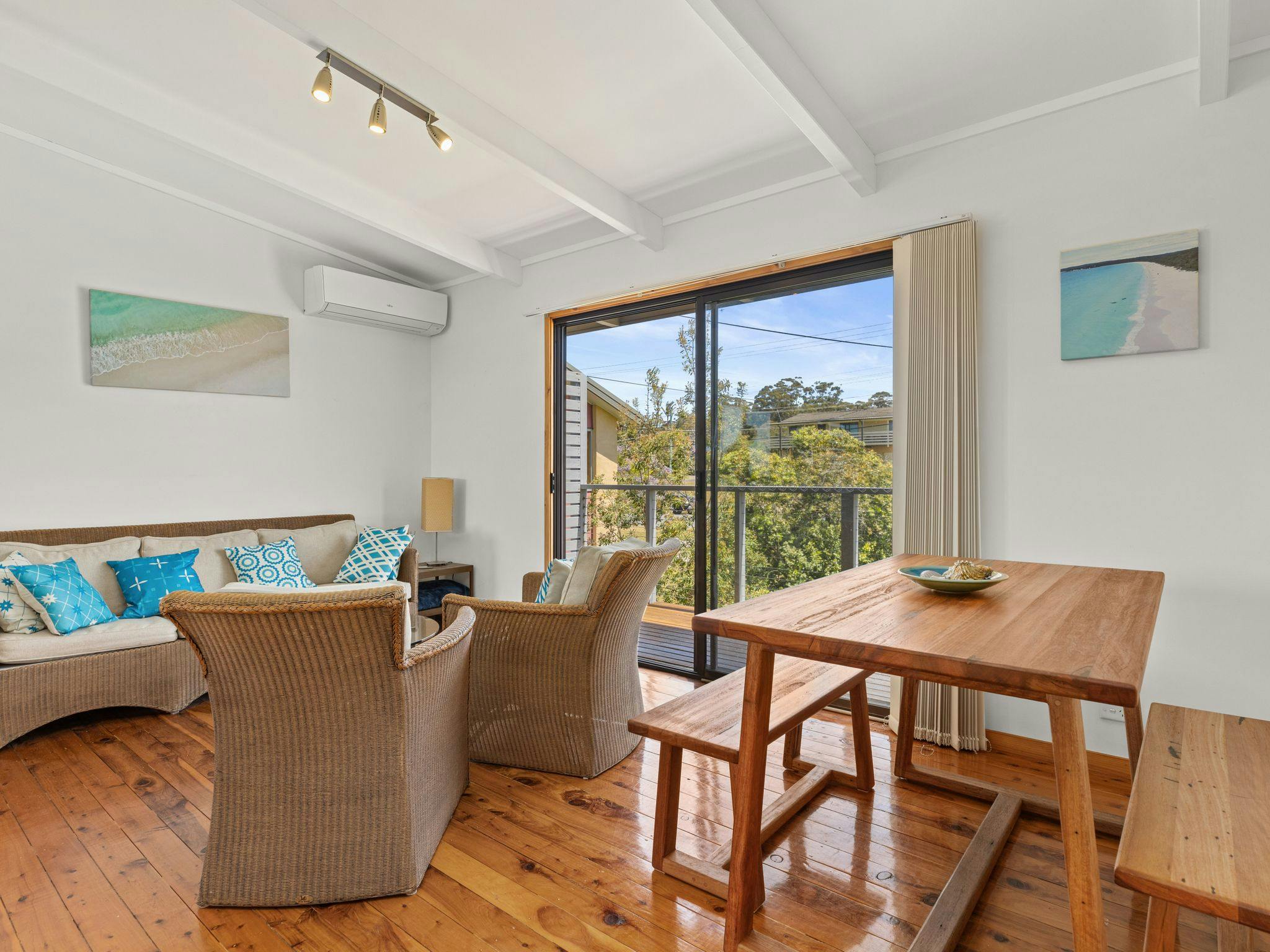 Baxter's Holiday House