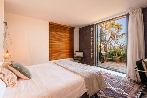 Beach Studio at Due East