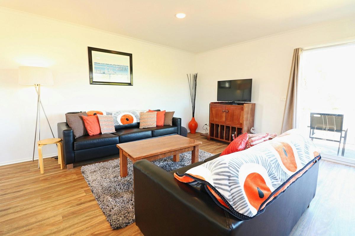 Lounge room
