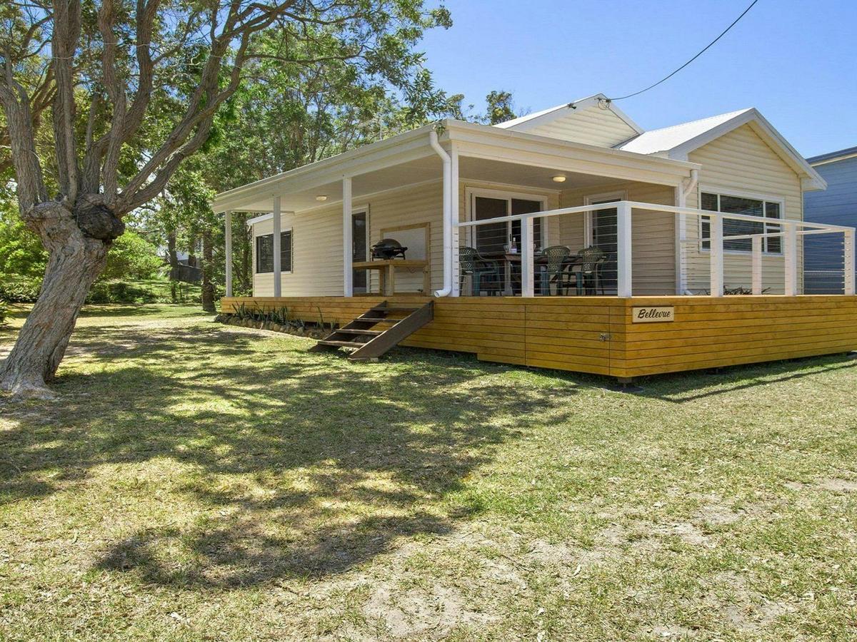 Near Shops/Beach, Parking, Parking - off street, Private Entrance