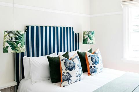 Barrenjoey House Palm Beach