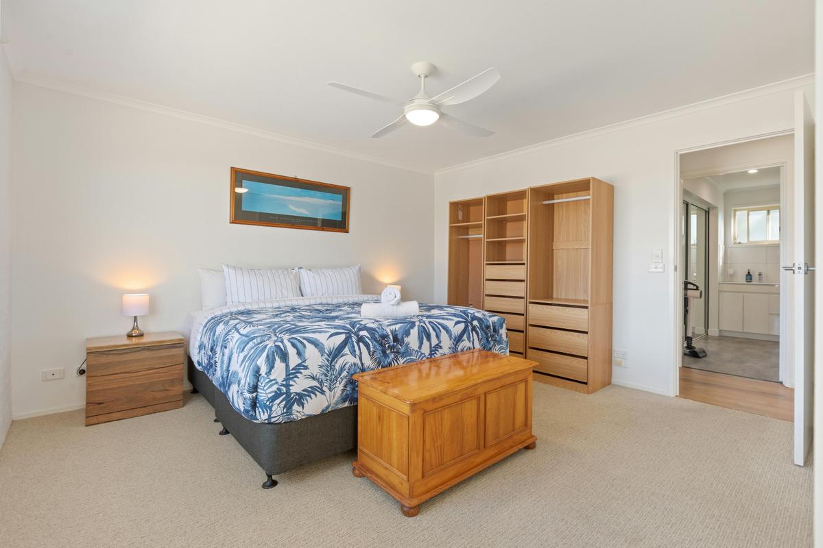Baywatch Apartments
