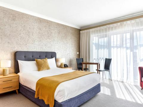 Mandala Signature Berry