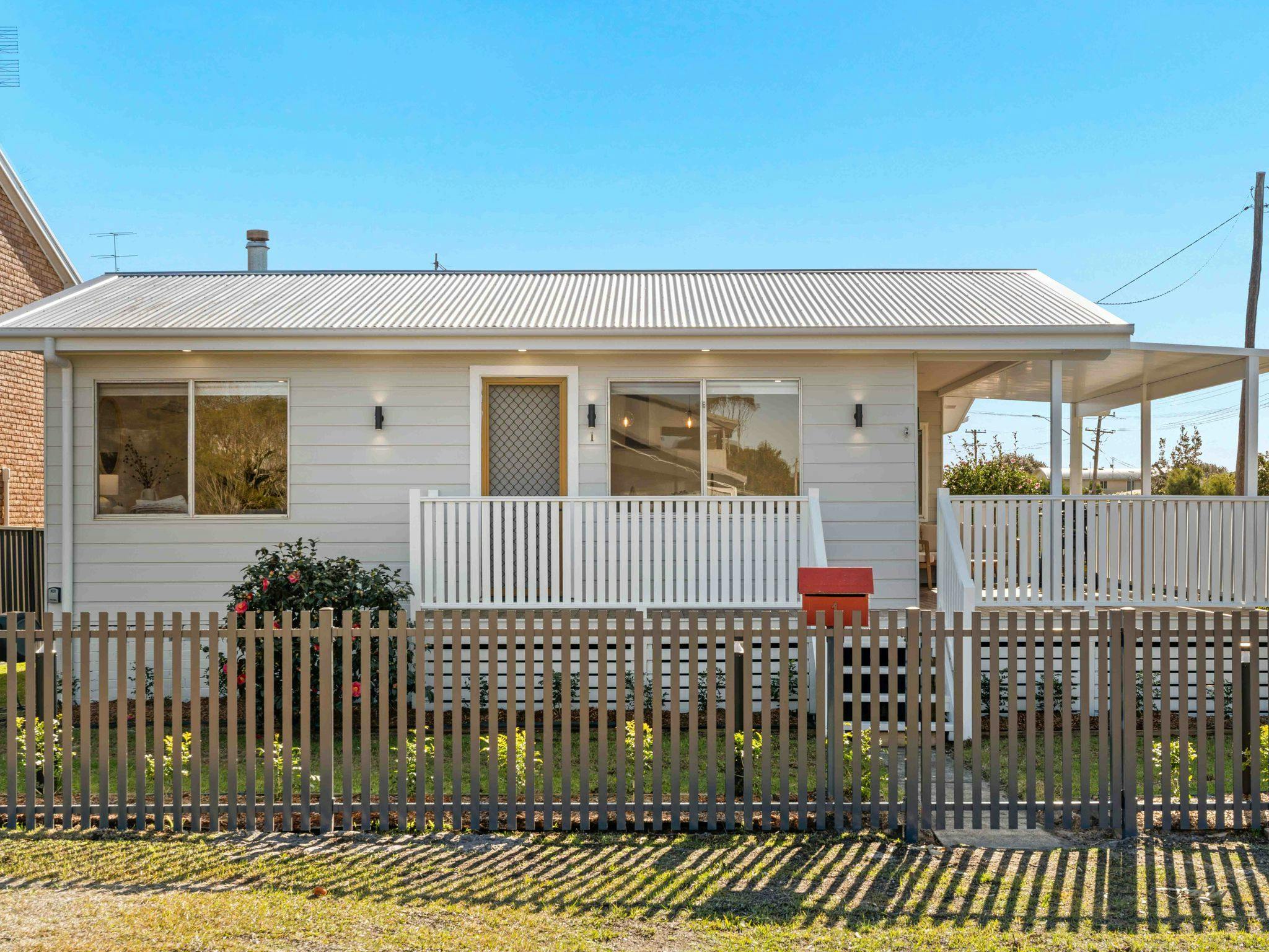 Bayswater Beach House 1