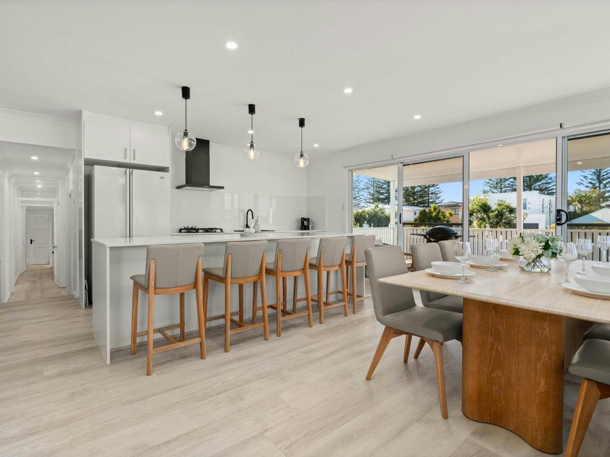 Bayswater Beach House 1