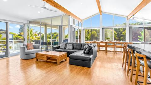 Beachfront Escape Forster
