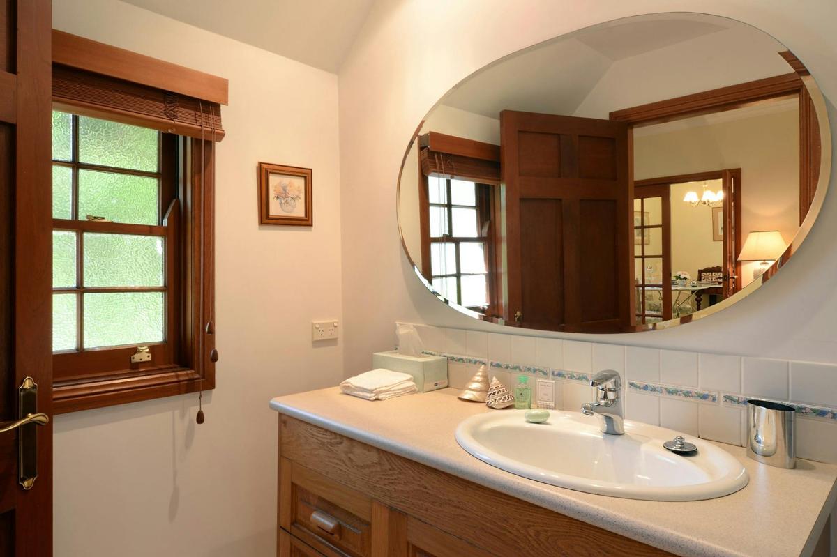 Ensuite Bathroom