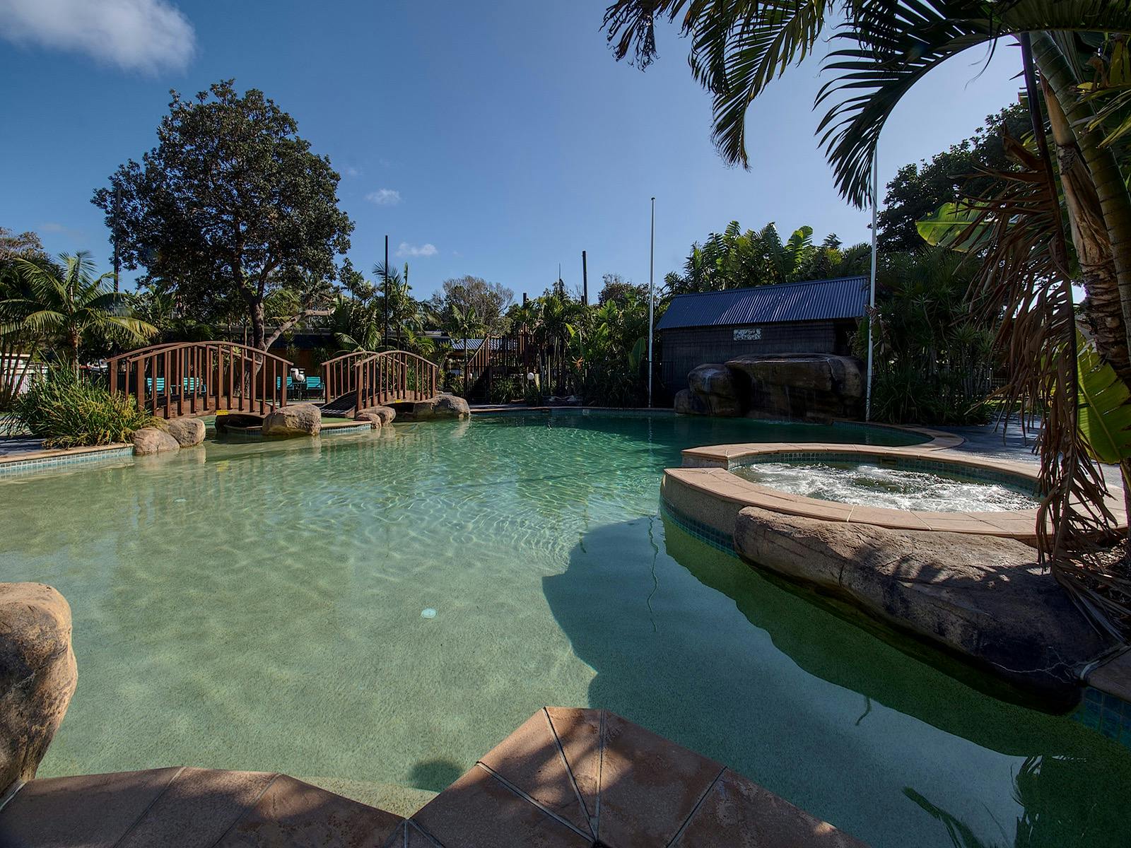 Ocean Shores Holiday Park - Manning Point