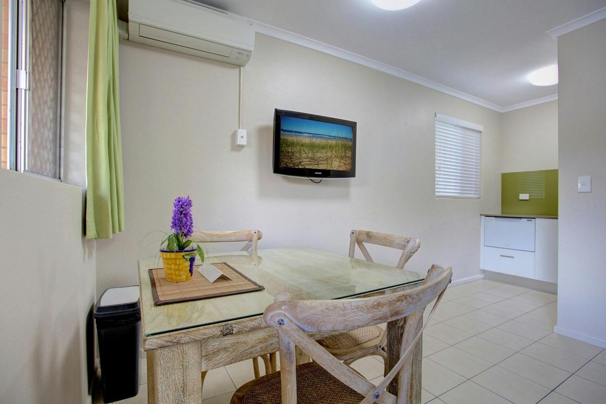 One Bedroom Apartment
