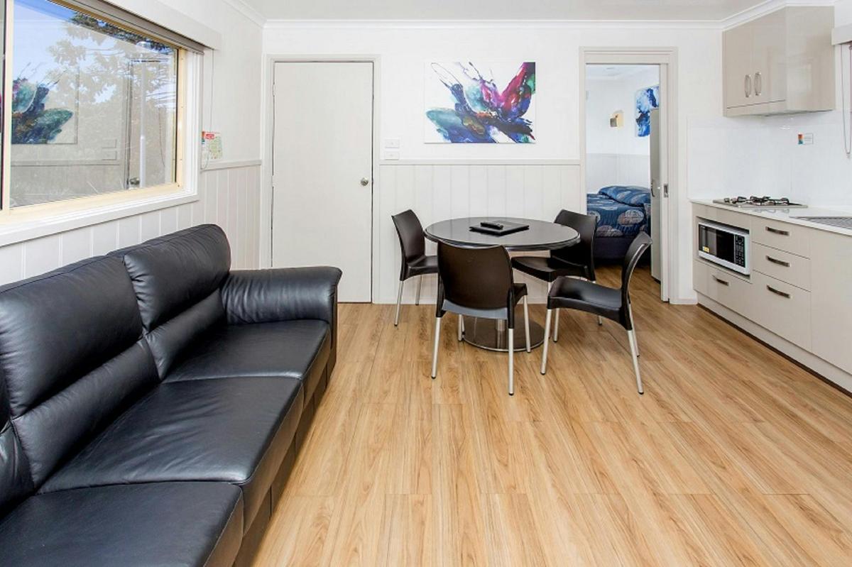 Two Bedroom En suite Cabin