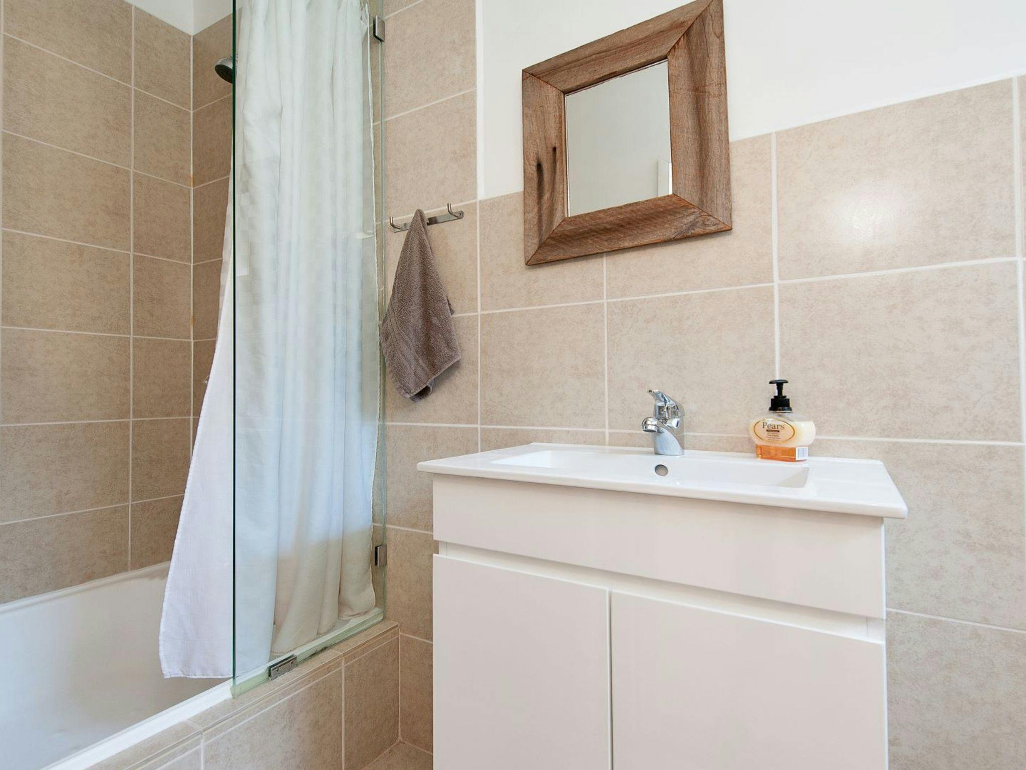 Bath Tub, Clothes Dryer, Washing Machine