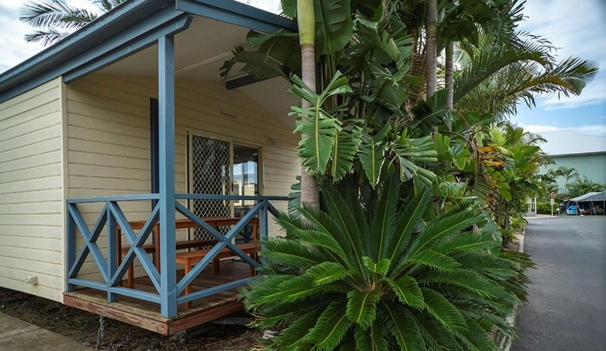 Caranday Cabin Exterior