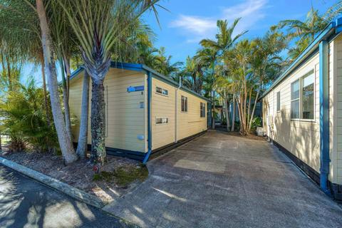 Bangalow Cabin