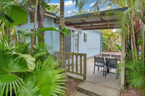 Bangalow Cabin