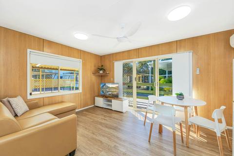 Palm Cabin