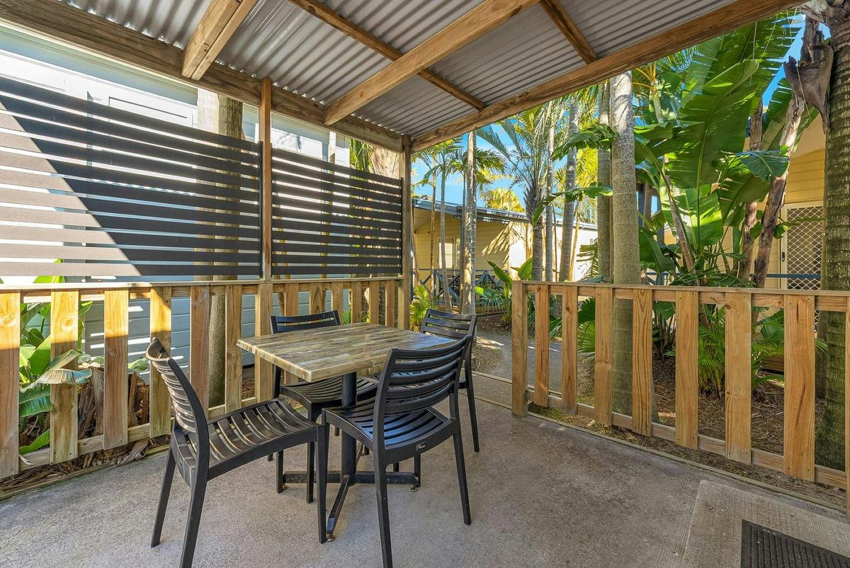 Bangalow Cabin
