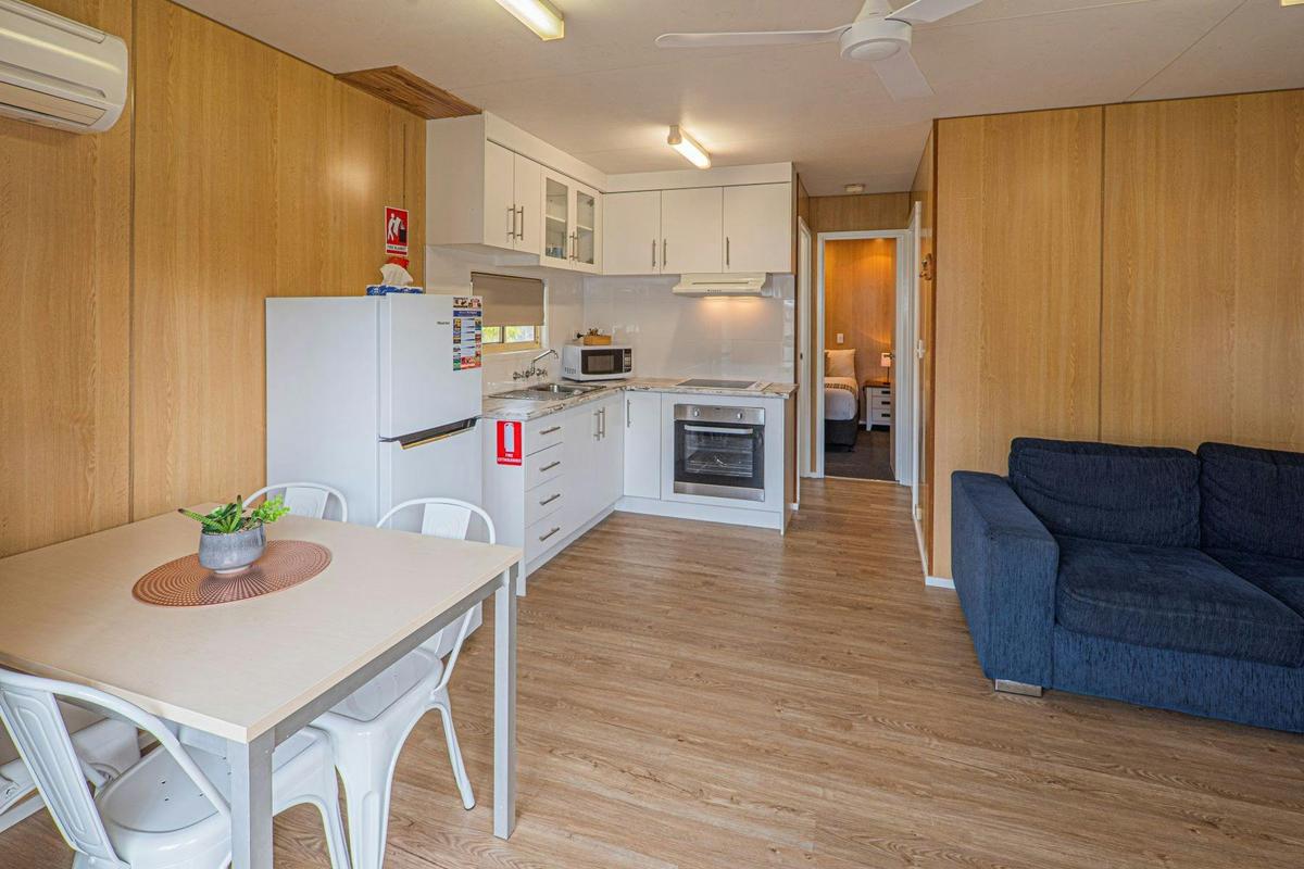 Palm Cabin Kitchen