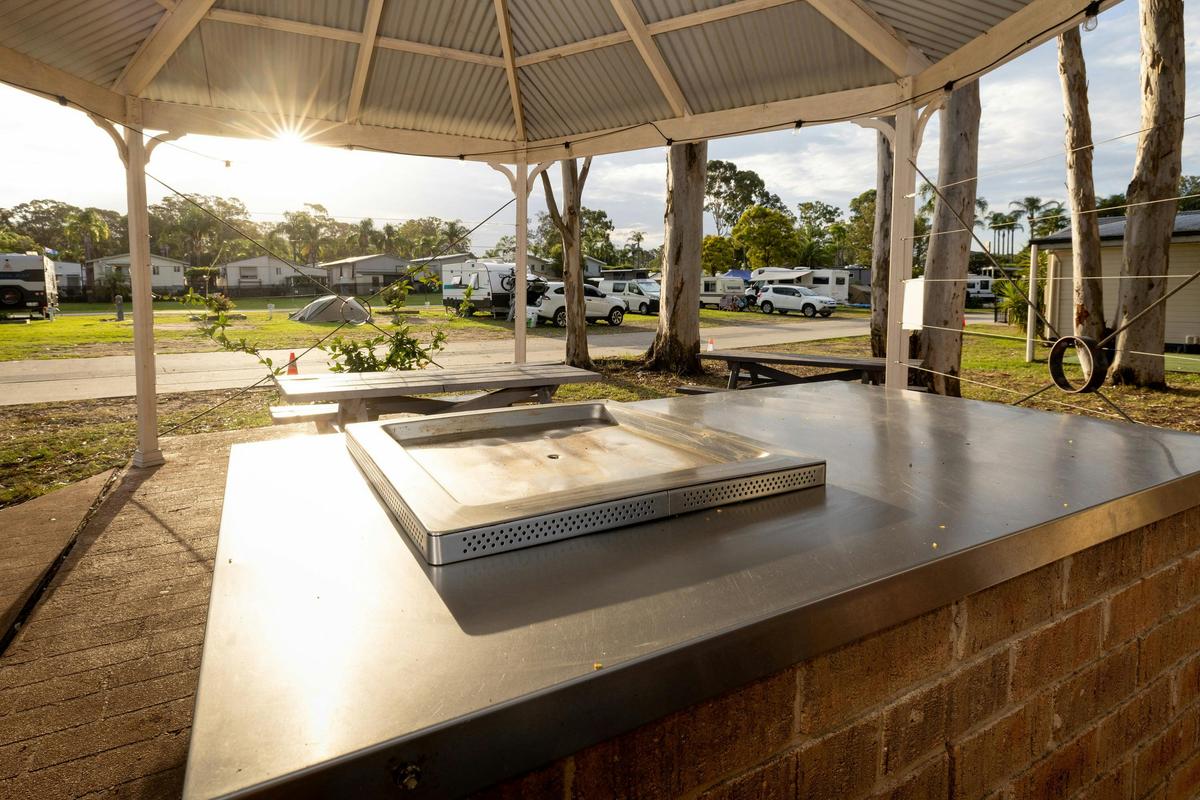 BIG4 Karuah Jetty Holiday Park BBQ area