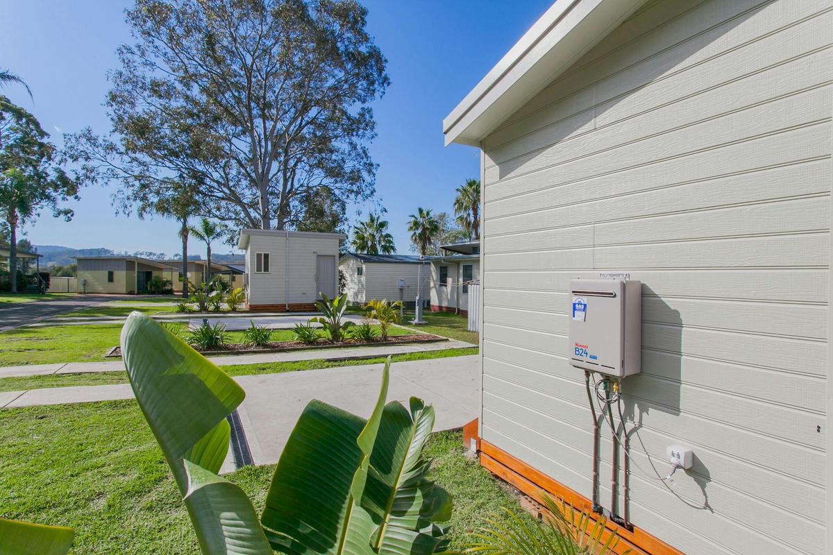 BIG4 Karuah Jetty Port Stephens camping - Powered Ensuite Caravan site