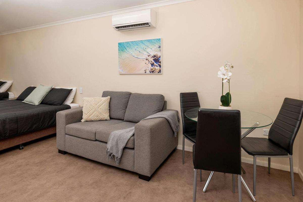 BIG4 Karuah Jetty Garden Unit living