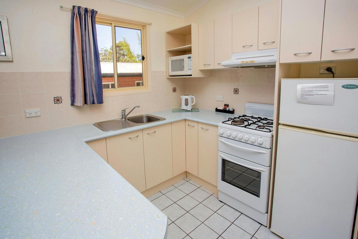 BIG4 Happy Hallidays Large Villa Kitchen