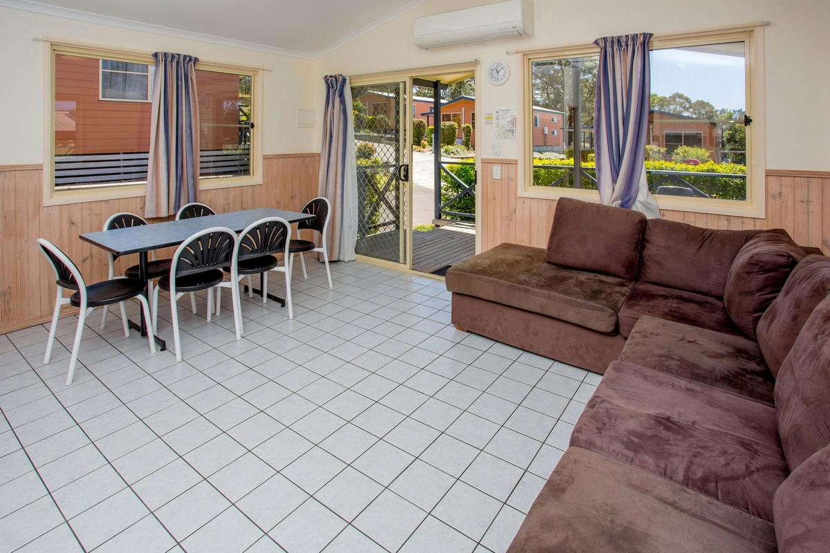 BIG4 Happy Hallidays Large Villa Lounge