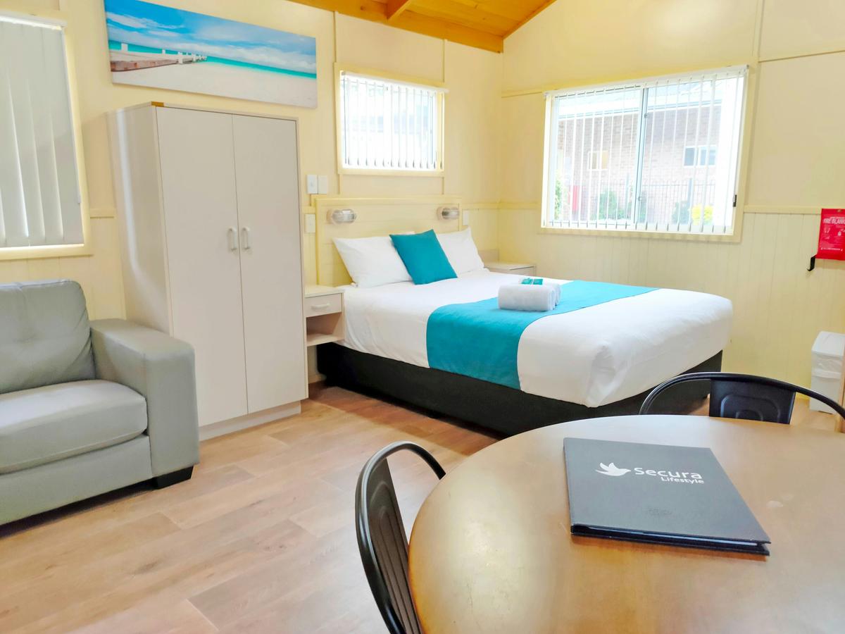 BIG4 Happy Hallidays Family Studio - Interior