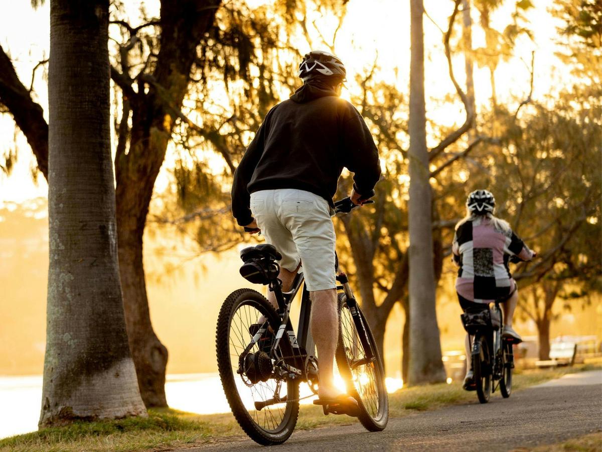 Lakefront Bike Track