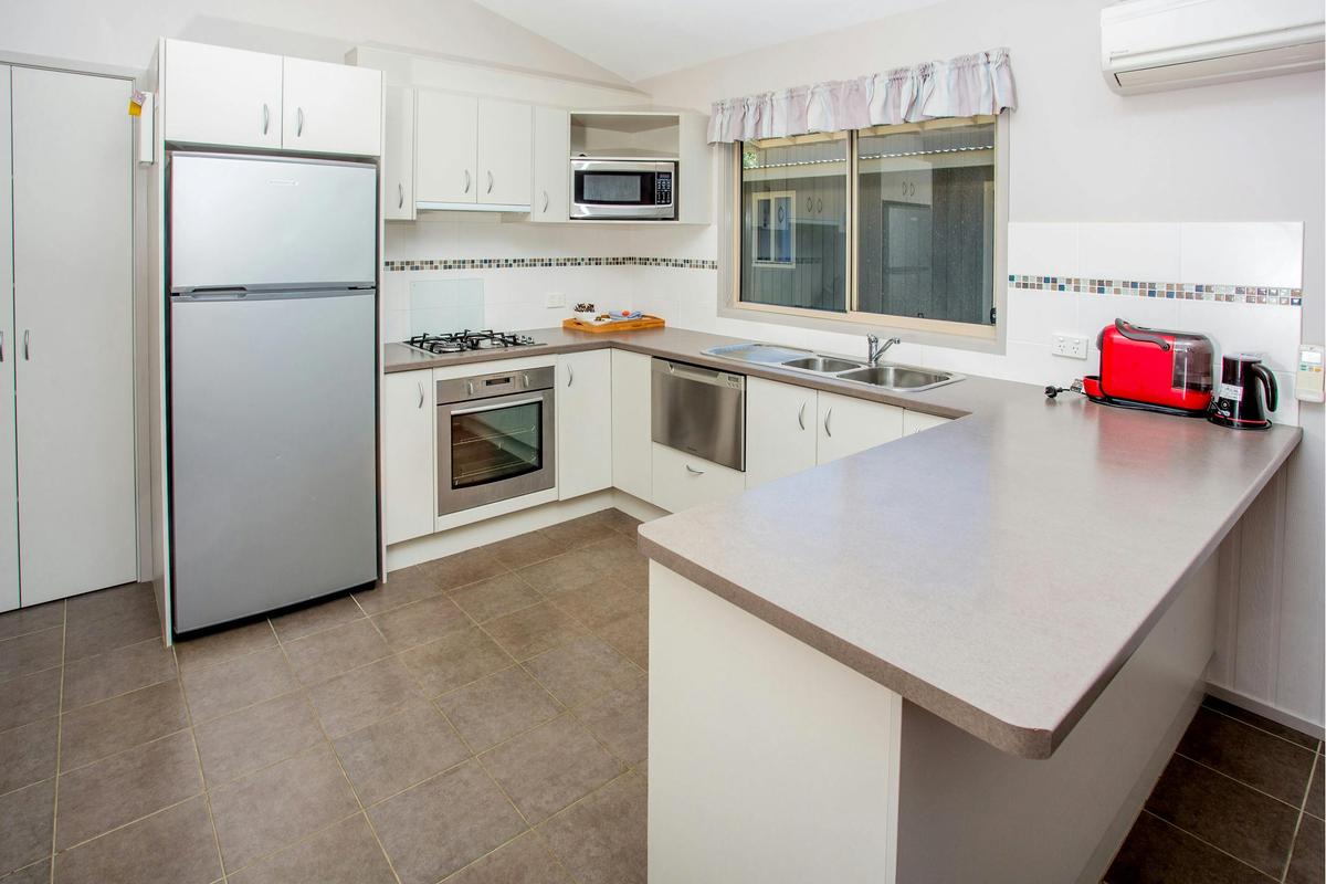 Condo Spa Kitchen