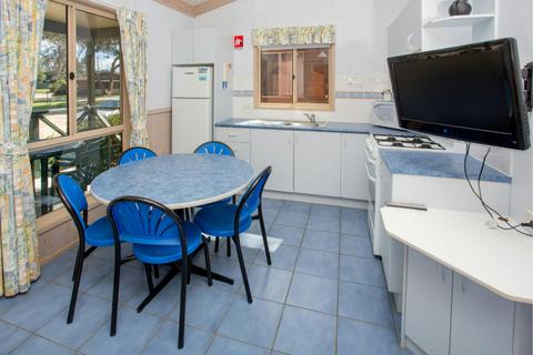 Villa Cabin Kitchen