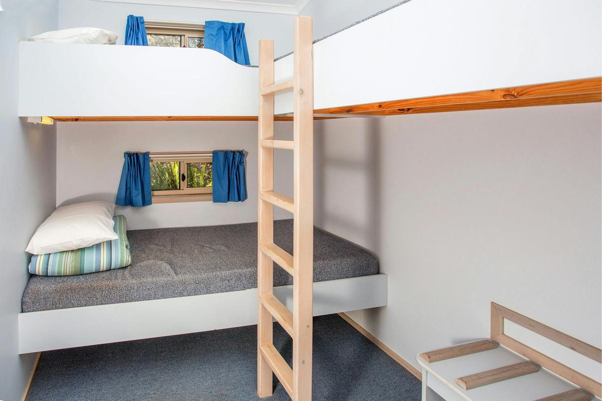 Villa Cabin Bunk Room