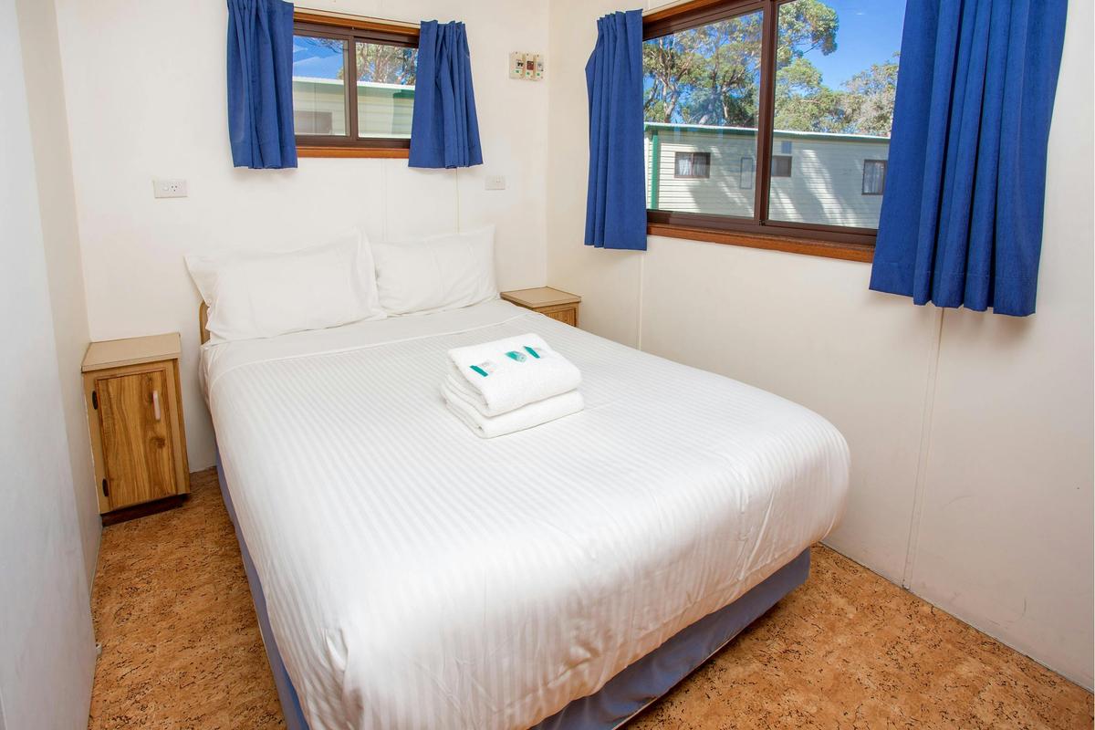 Ensuite Cabin Bedroom