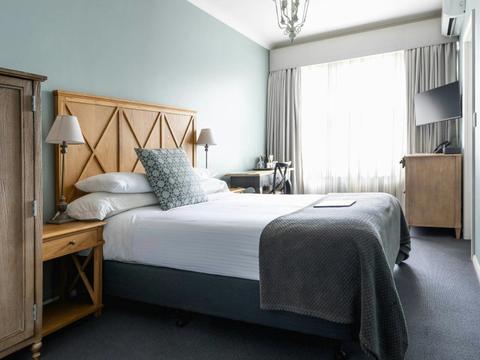 Deluxe King Room at Berida Hotel