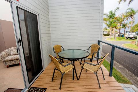 BIG4 Easts Beach Kiama accommodation - Flametree Family Villa