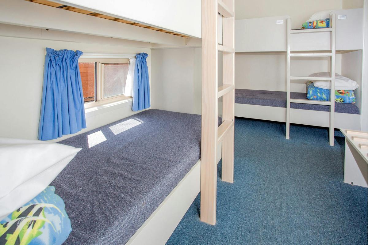 Deluxe Waterfront Unit Bunk Room