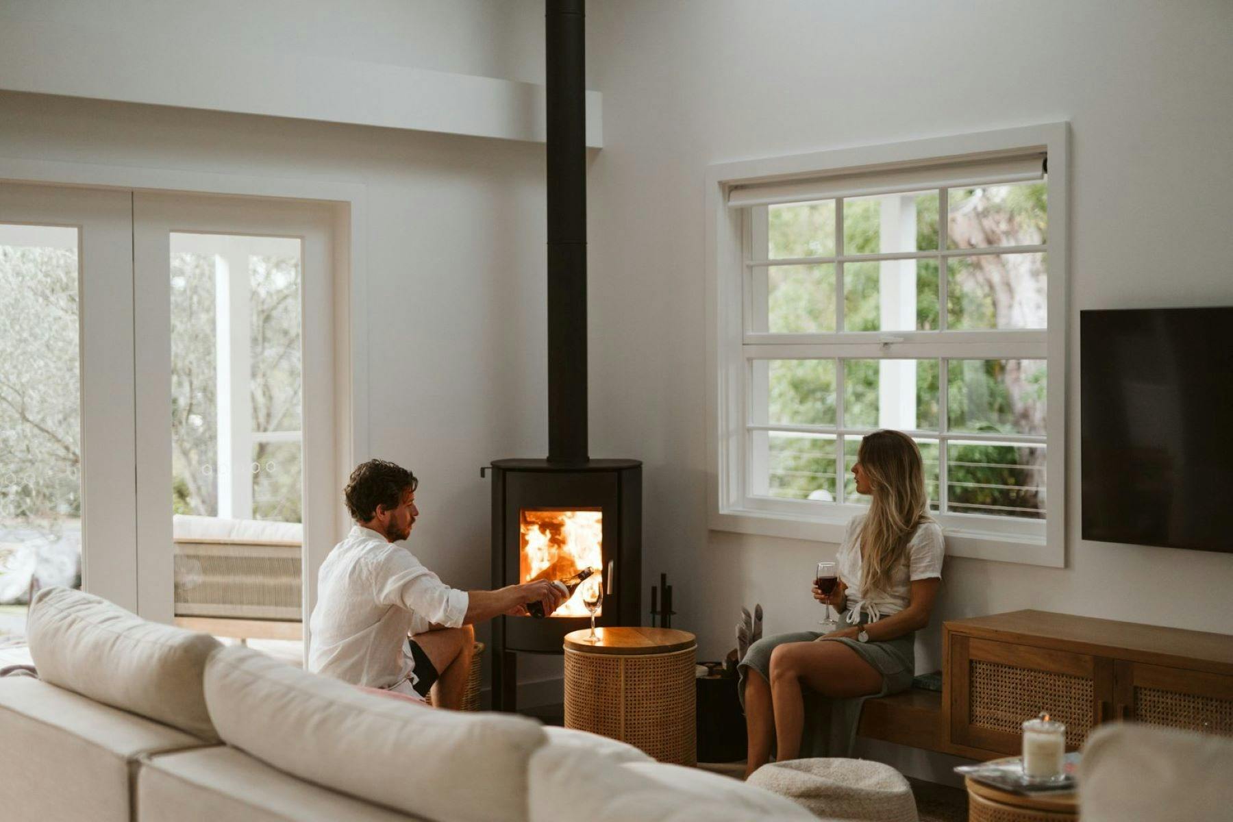 Beachstone - boasts open plan living, dining, and kitchen spaces that cater to families or groups.