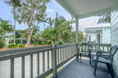 Deluxe Cabin (1BR) Exterior | Tasman Holiday Parks - Ballina