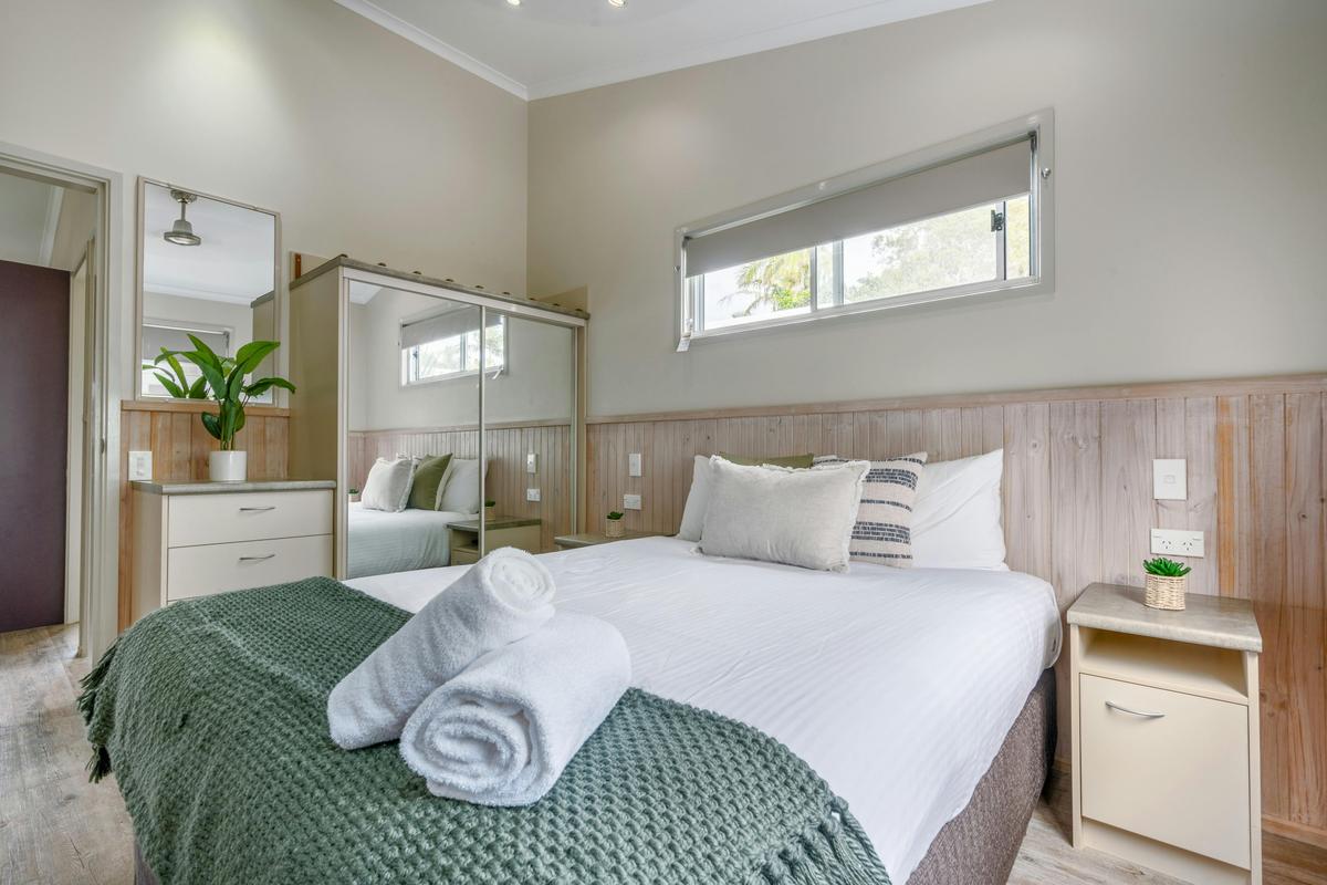 Superior Cabin (2BR) Bedroom | Tasman Holiday Parks - Ballina