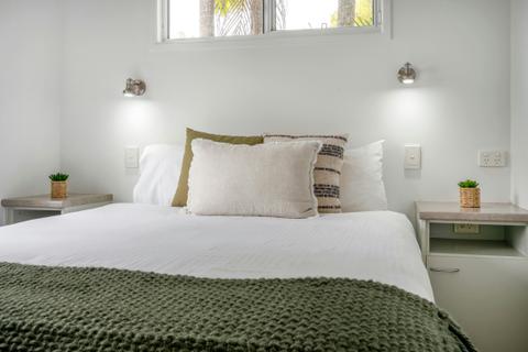 Deluxe Cabin (1BR) Bedroom | Tasman Holiday Parks - Ballina