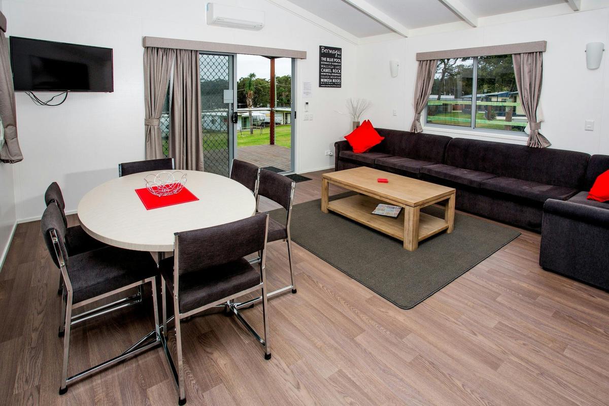 Access Villa - Deluxe Villa Lounge Dining